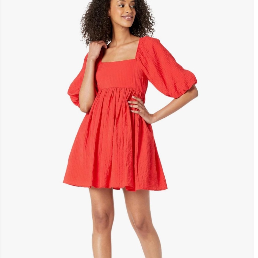Elegant Red Puff Sleeve Dress